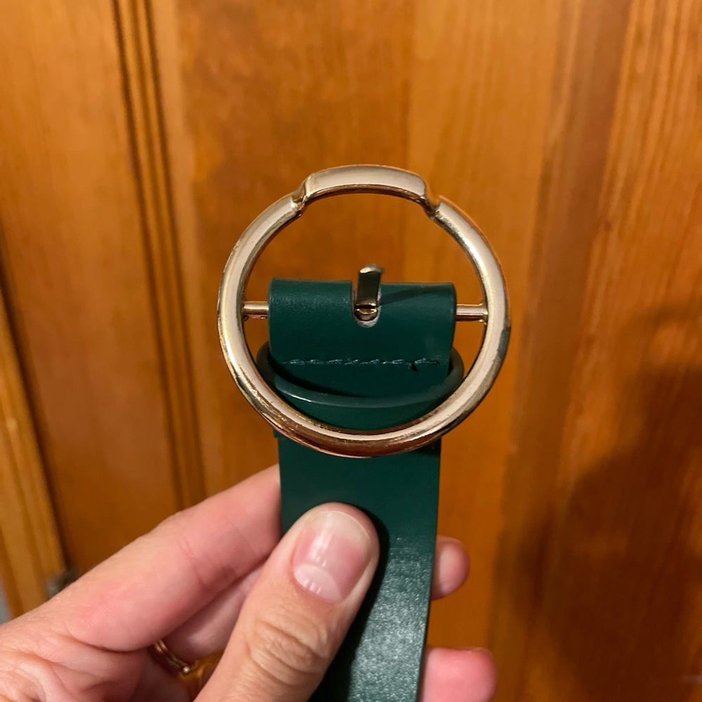Elegant Green Belt with Gold Buckle